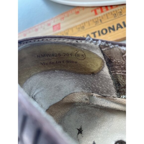 Naughty Monkey Pumps Size 8.5 Brown Textured Leather Studded Heel Stylish Boho - Picture 4 of 10